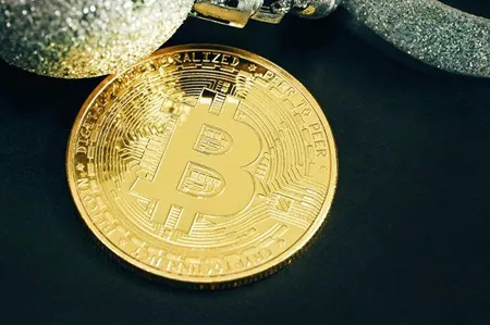 Crypto Specialist
